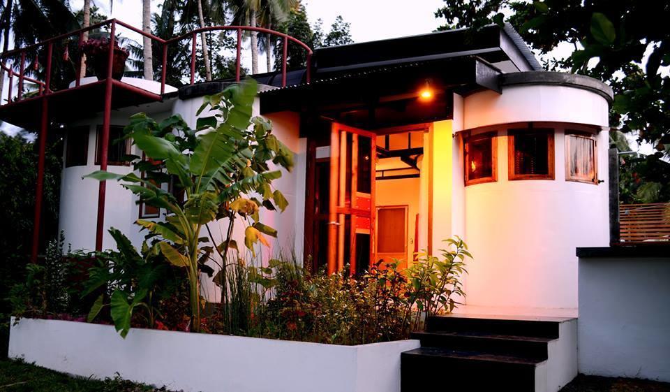 Somewhere Else Boutique Resort Mambajao Ngoại thất bức ảnh