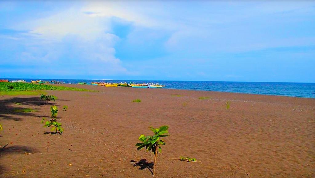 Somewhere Else Boutique Resort Mambajao Ngoại thất bức ảnh