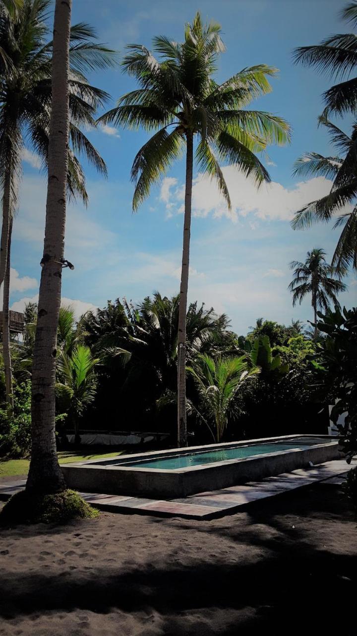 Somewhere Else Boutique Resort Mambajao Ngoại thất bức ảnh